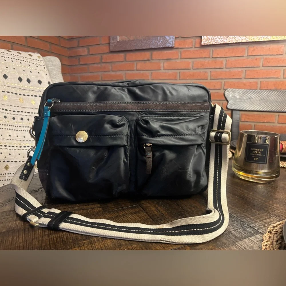 Coach Black Nylon & Brown Suede Baby Bag with Cream Strap🥰